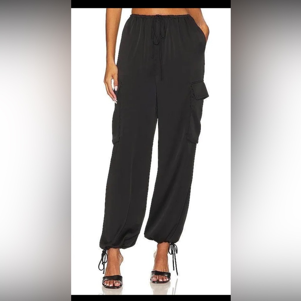 L’ Acadamie silky joggers